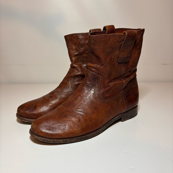 Frye Anna Shortie Distressed Brown Leather Size 7 M Slouch Ankle Boots Boho - Picture 1 of 13